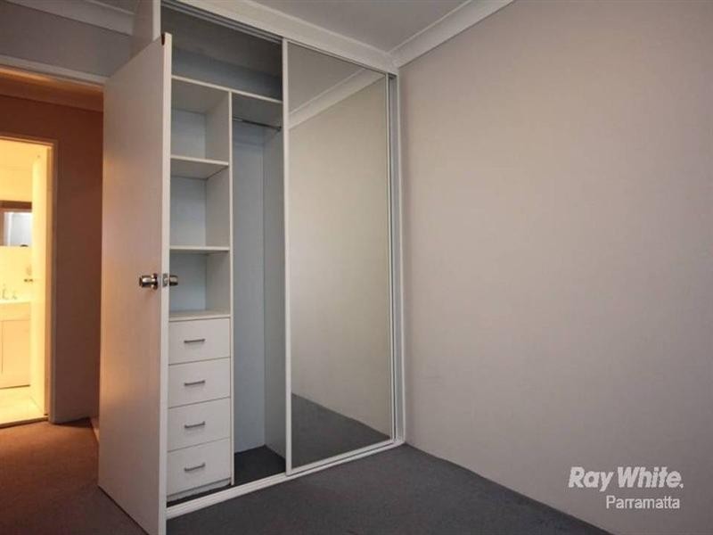 17/10 Elizabeth Street, Parramatta NSW 2150