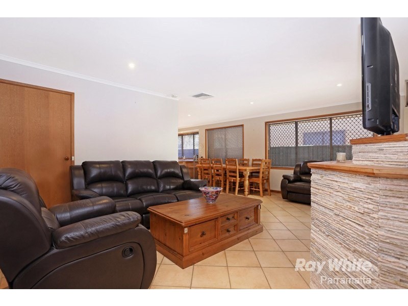 21 Rosewood Drive, Greystanes NSW 2145