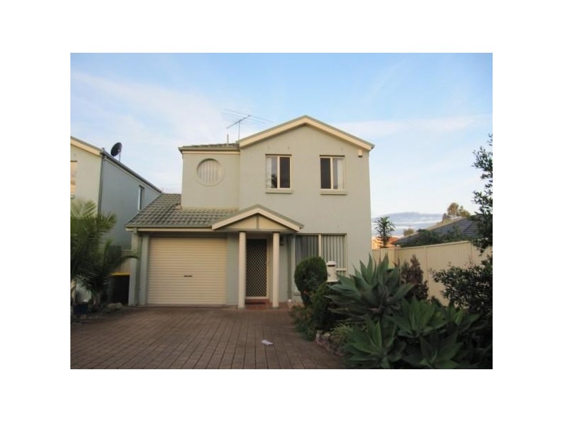 14b Luongo Close, Prestons NSW 2170