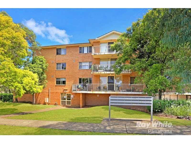 8/2-8 Bailey Street, Westmead NSW 2145