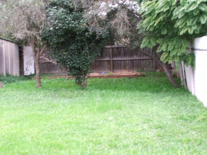 6 Serpentine Street, Merrylands West NSW 2160