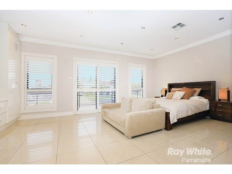 72 Chelmsford Road, South Wentworthville NSW 2145