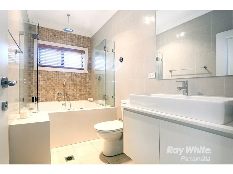 72 Chelmsford Road, South Wentworthville NSW 2145