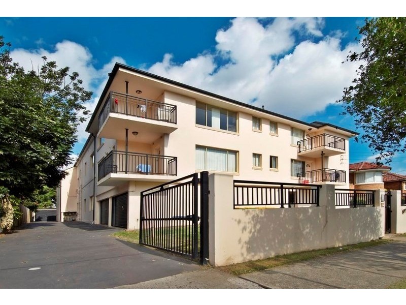 8/82 Weston Street, Harris Park NSW 2150