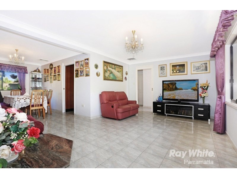 12 Rosewood Drive, Greystanes NSW 2145