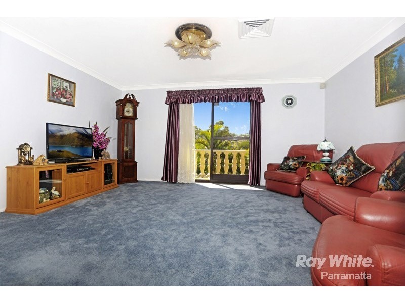 12 Rosewood Drive, Greystanes NSW 2145