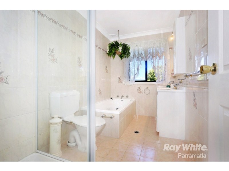 12 Rosewood Drive, Greystanes NSW 2145