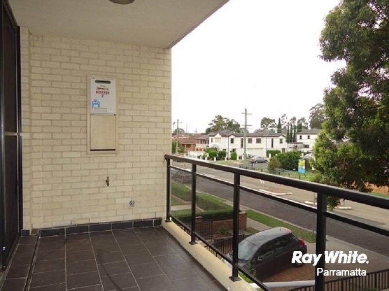 3/48 Memorial Avenue, Merrylands NSW 2160