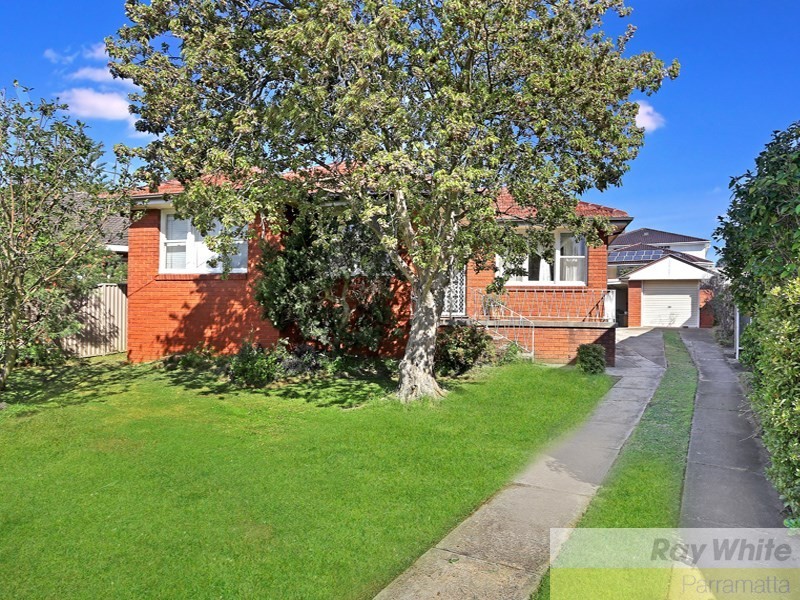 19 Boyne Avenue, Pendle Hill NSW 2145