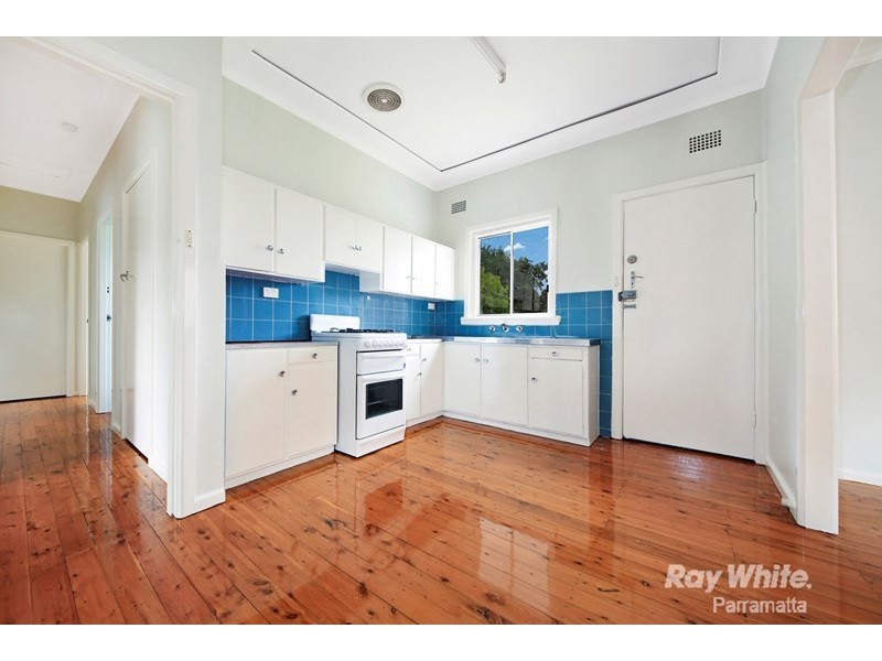 6 Kerrie Road, Oatlands NSW 2117