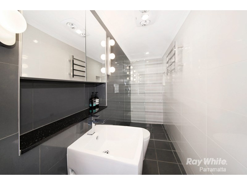 9 Munro Street, Greystanes NSW 2145