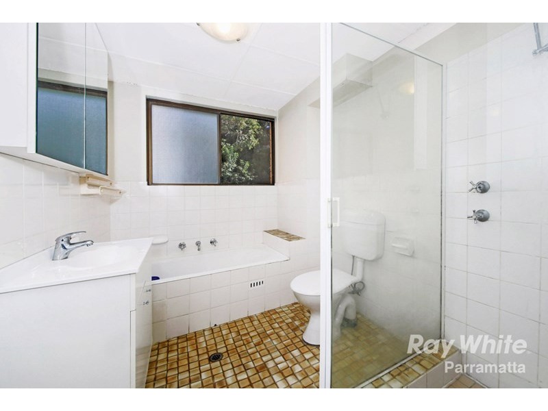 2/13-15 Helen Street, Westmead NSW 2145