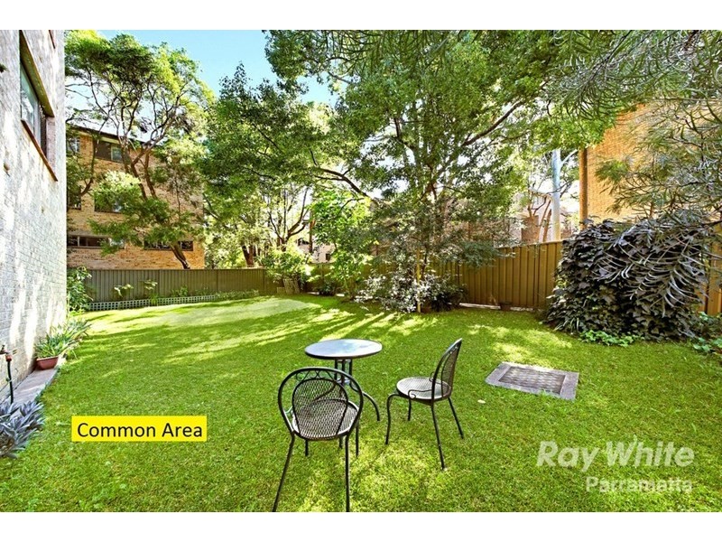 2/13-15 Helen Street, Westmead NSW 2145