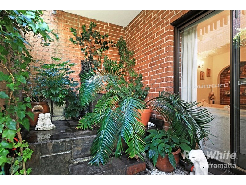 3/2-6 Hainsworth Street, Westmead NSW 2145