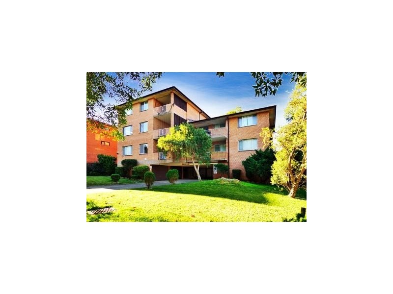 1/15-17 Jessie Street, Westmead NSW 2145