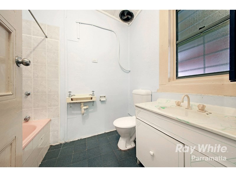 9 High Street, Granville NSW 2142