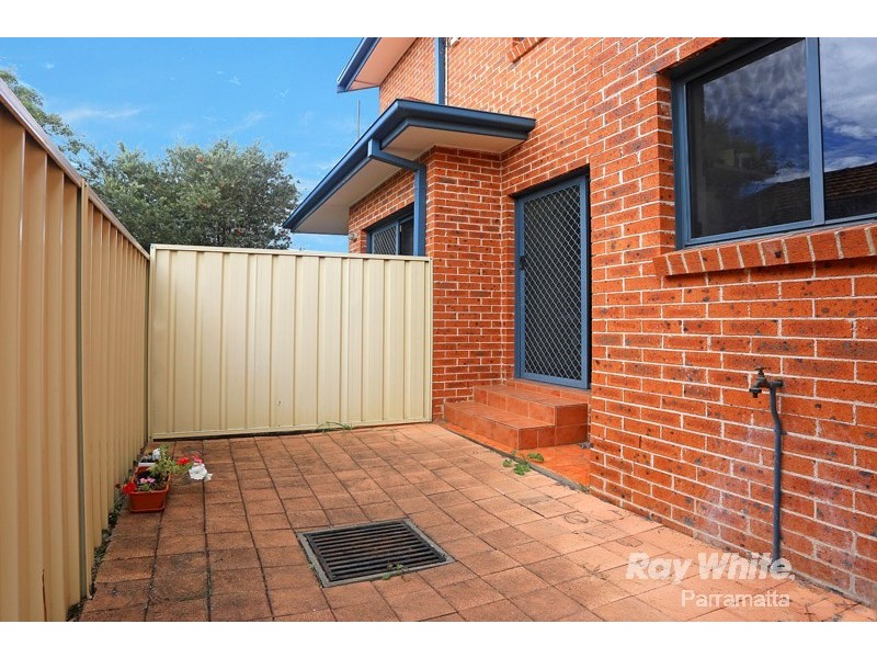 2/5 Purchase Street, Parramatta NSW 2150