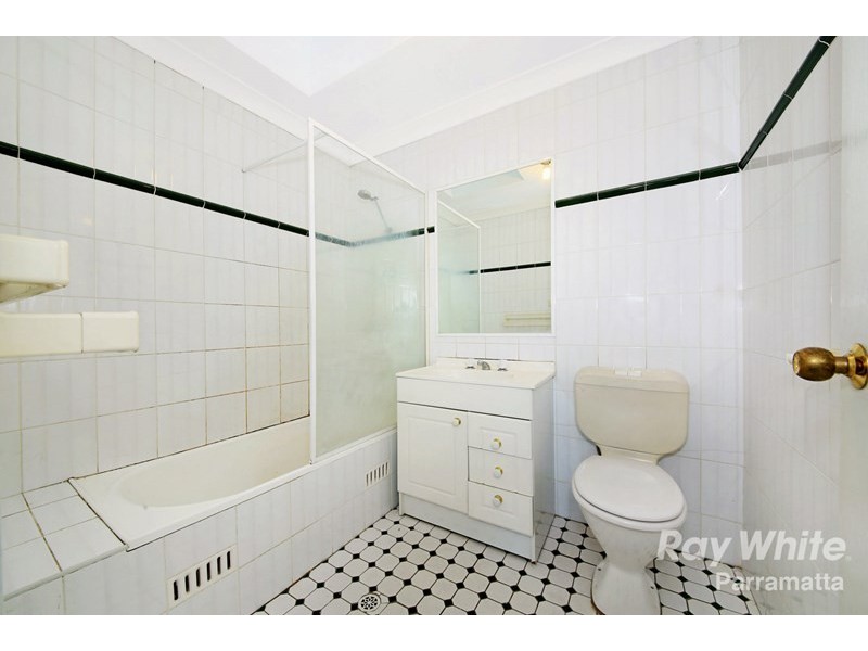 14 Laura Street, Merrylands NSW 2160