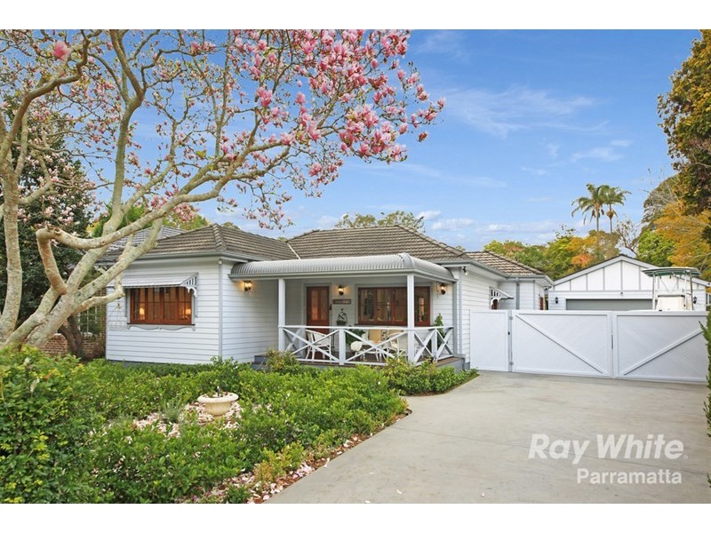 16 Whitehaven Road, Northmead NSW 2152