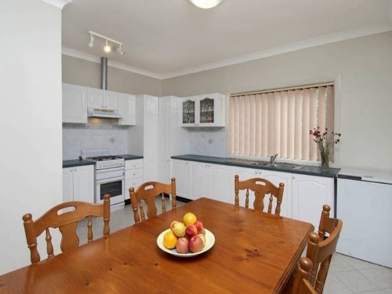 1/21 Essington Street, Wentworthville NSW 2145