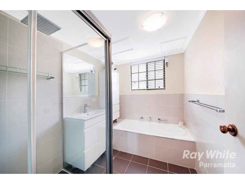 8/8 Hainsworth St (AKA 8/9 Jessie St), Westmead NSW 2145