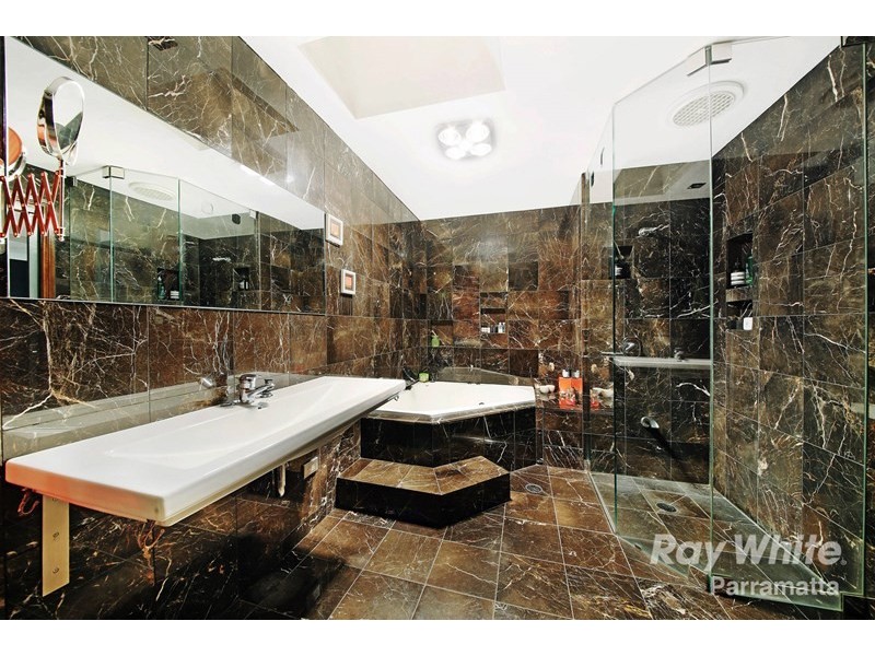 16 Blackwood Place, Oatlands NSW 2117