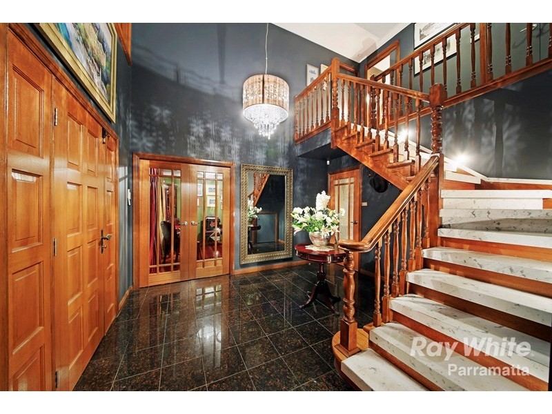 16 Blackwood Place, Oatlands NSW 2117