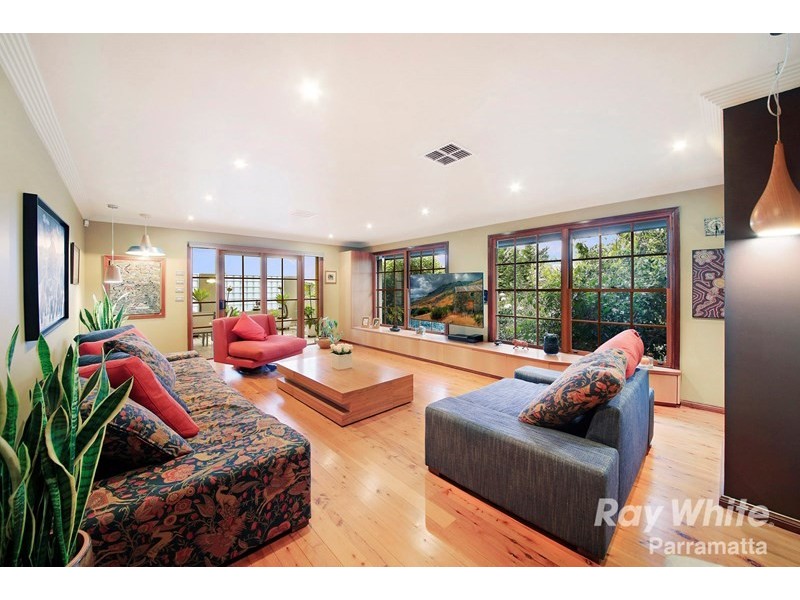 16 Blackwood Place, Oatlands NSW 2117