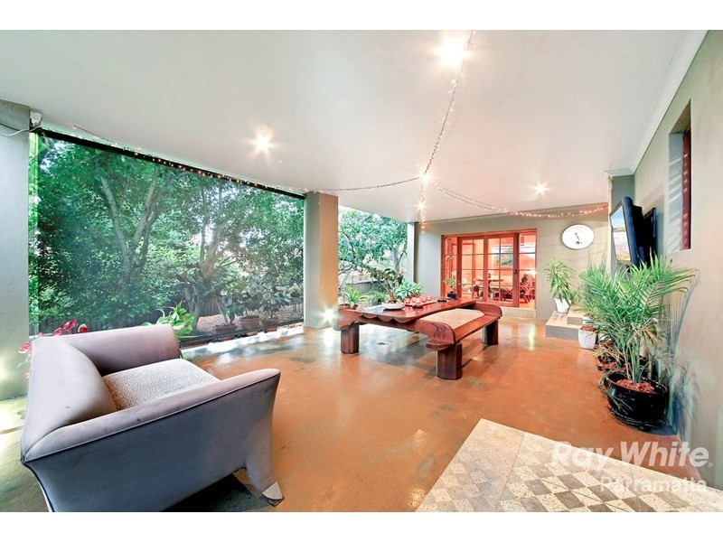 16 Blackwood Place, Oatlands NSW 2117