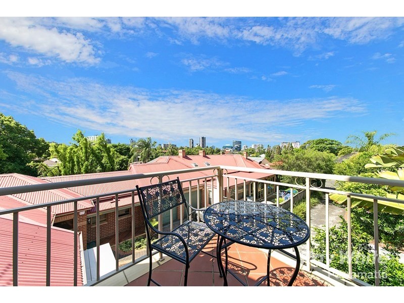 2/40 Marsden Street, Parramatta NSW 2150