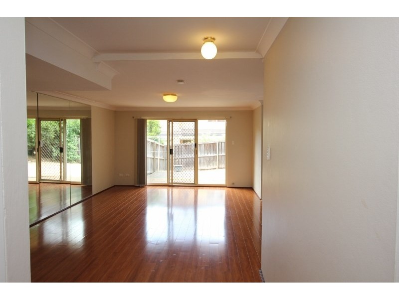 8/32 Francis Street, Castle Hill NSW 2154