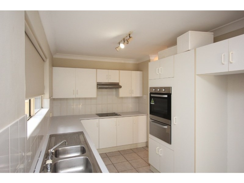 8/32 Francis Street, Castle Hill NSW 2154