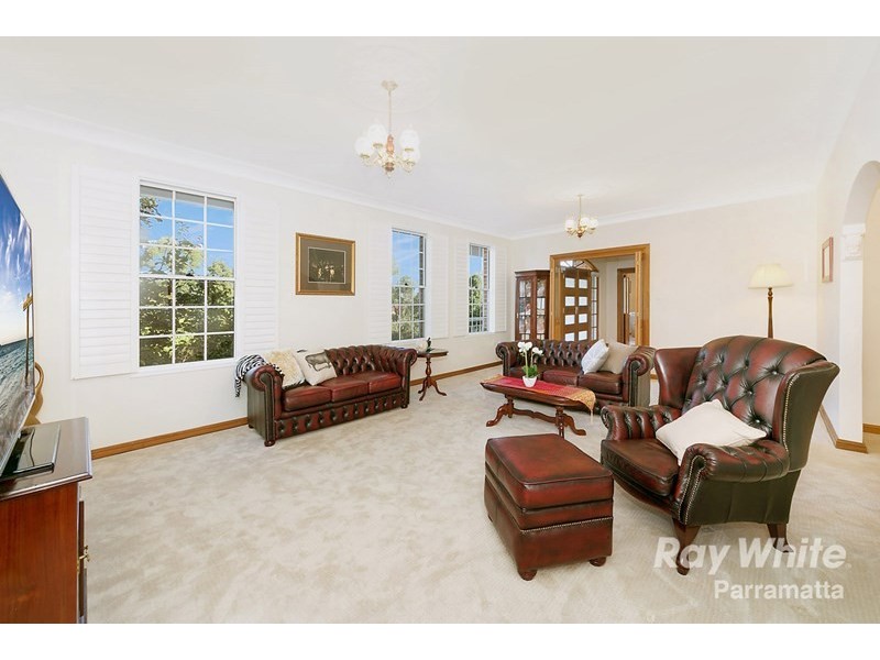 7 Blairgowie Place, Oatlands NSW 2117