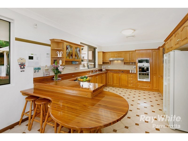 7 Blairgowie Place, Oatlands NSW 2117