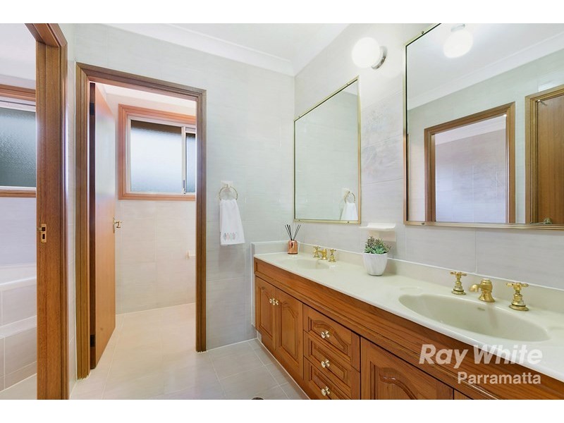 7 Blairgowie Place, Oatlands NSW 2117