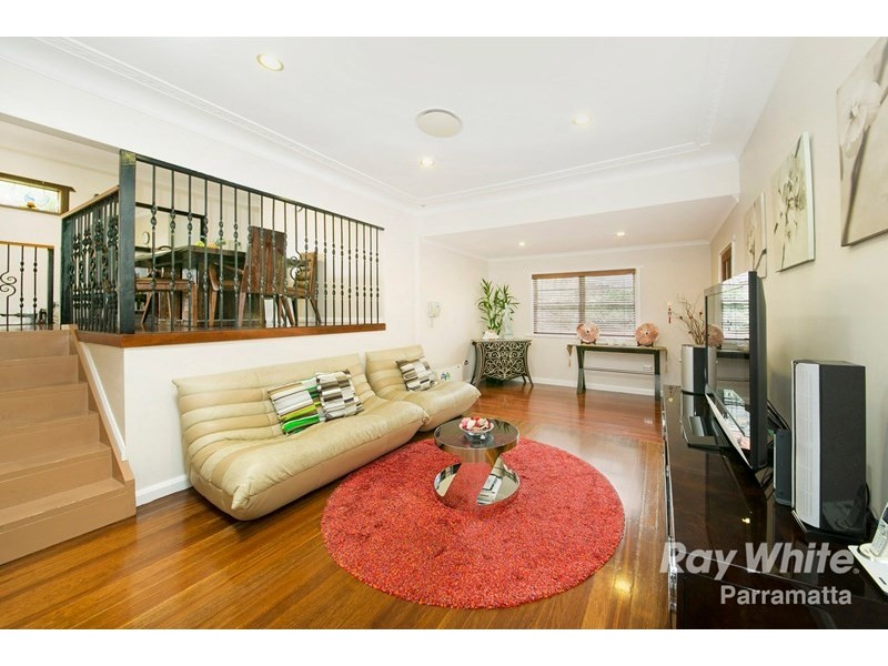 9 Vaughan Street, Blakehurst NSW 2221