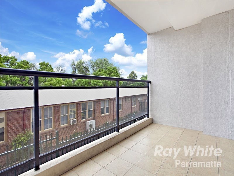 1/32 Hassall Street, Parramatta NSW 2150