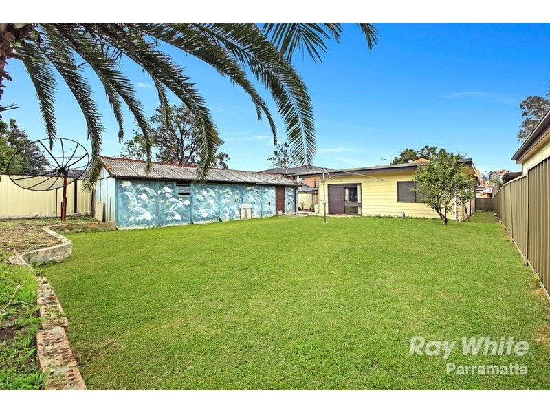 6 Booth Street, Westmead NSW 2145