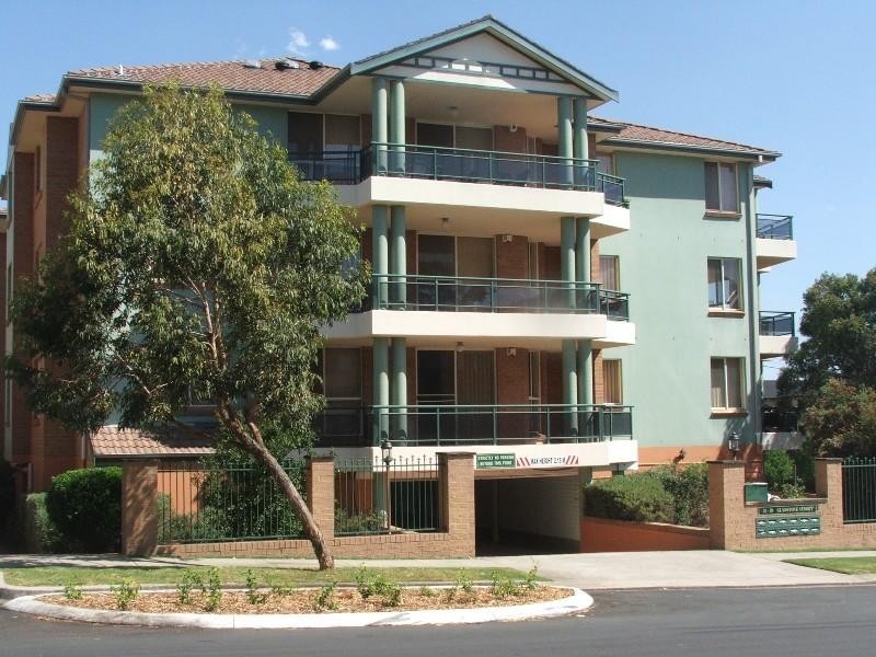 4/31-39 Gladstone Street, North Parramatta NSW 2151