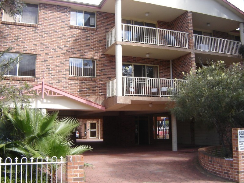 3/36-38 Neil Street, Merrylands NSW 2160