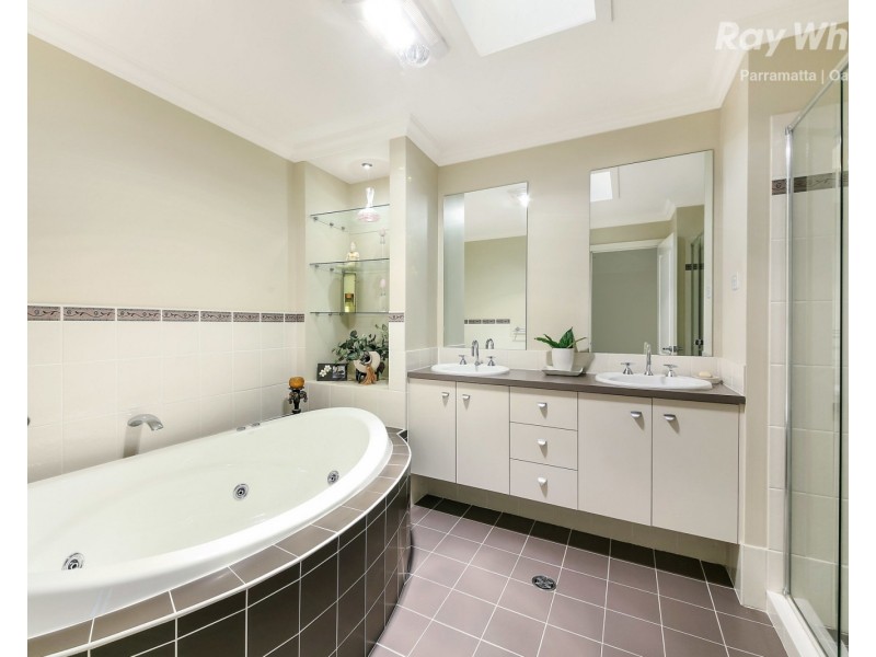 6 Valda Street, Merrylands West NSW 2160