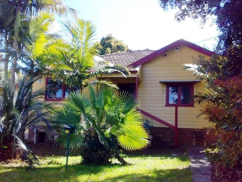 21 Hart Drive, Wentworthville NSW 2145