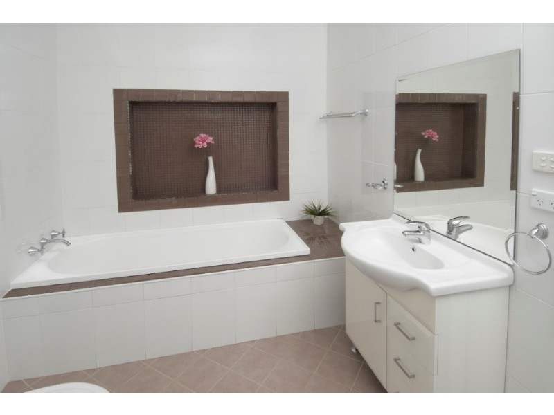 3 Lewis Street, South Wentworthville NSW 2145