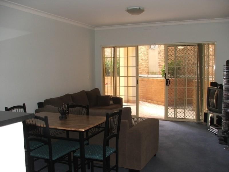 8/1 Macquarie Street, Parramatta NSW 2150