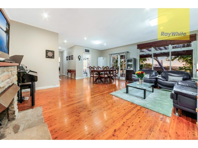 2 Alanas Avenue, Oatlands NSW 2117