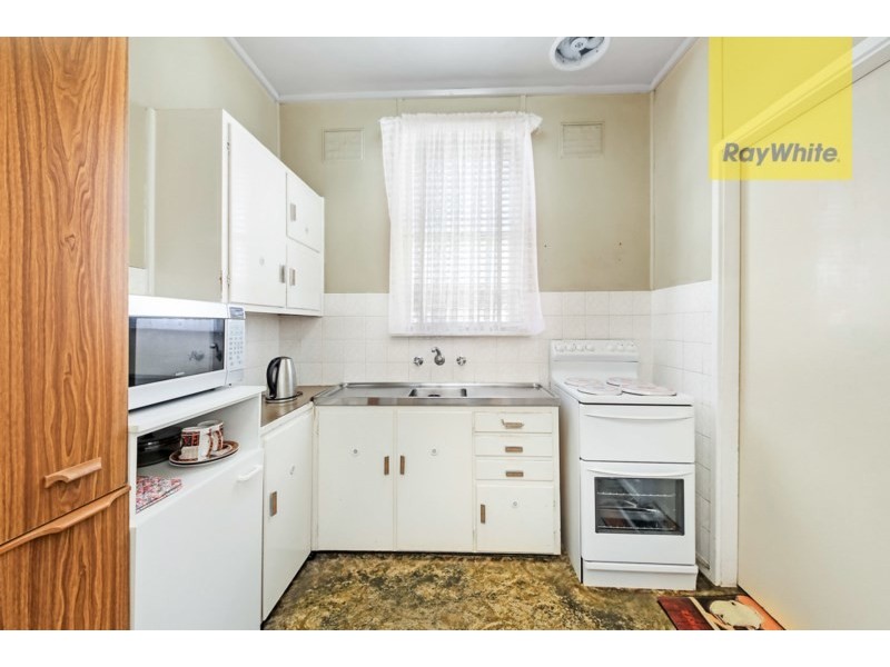 49 Amos Street, Westmead NSW 2145