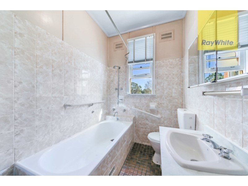 49 Amos Street, Westmead NSW 2145