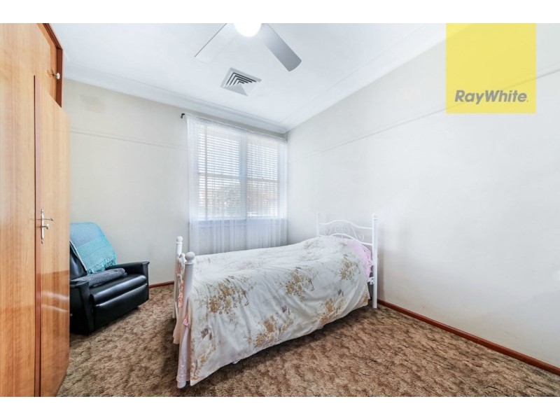 49 Amos Street, Westmead NSW 2145