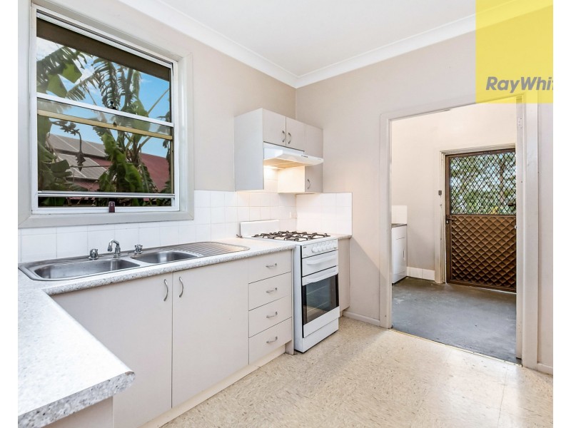 7 Griffiths Street, Ermington NSW 2115
