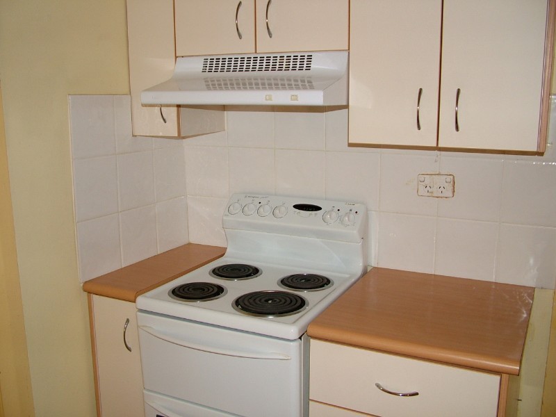 8 Good Street, Westmead NSW 2145